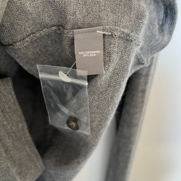 NWT Neiman Marcus Cashmere and Silk Cardigan - Picture 3 of 6